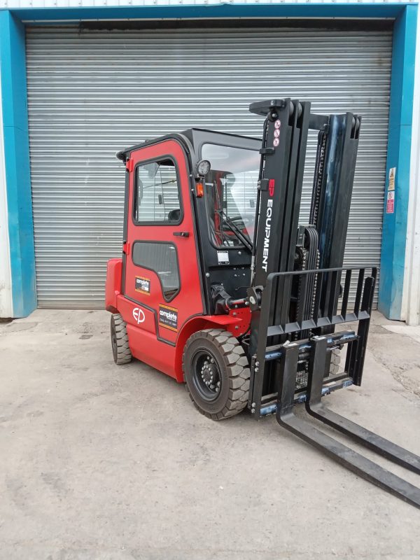 EP EFL252 Electric Lithium Counter Balance Forklift Truck for sale or hire in Gateshead Newcastle Upon Tyne