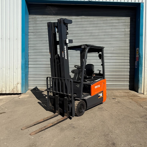 Doosan B15T-7 Electric Forklift Truck
