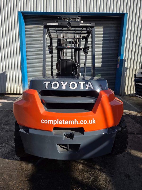 Toyota 8FD80F Counter Balance Diesel
