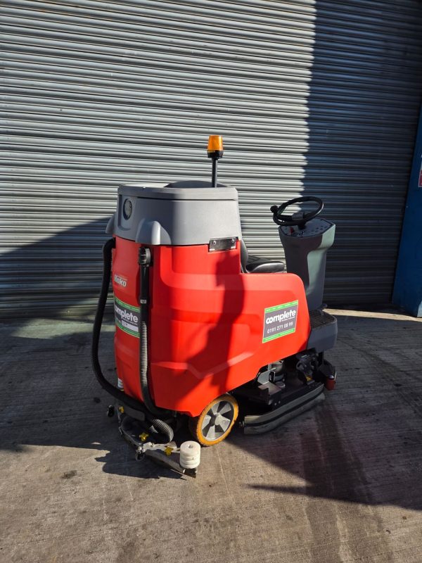 Hako Scrubmaster B120R Ride-on Industrial Scrubber Dryer