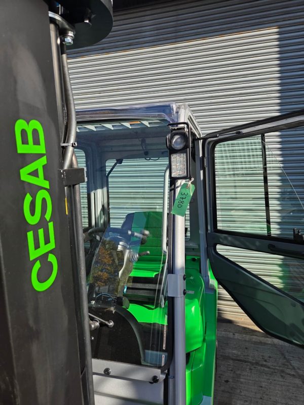 Cesab M325DV Diesel Counter Balance Forklift