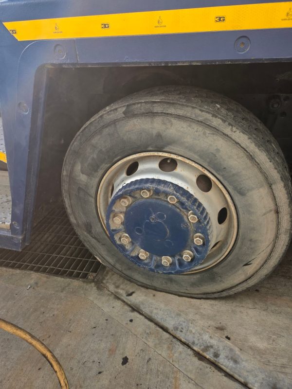 Terberg RT223 4x4 Ro-Ro (Roll-on/Roll-off) tractor