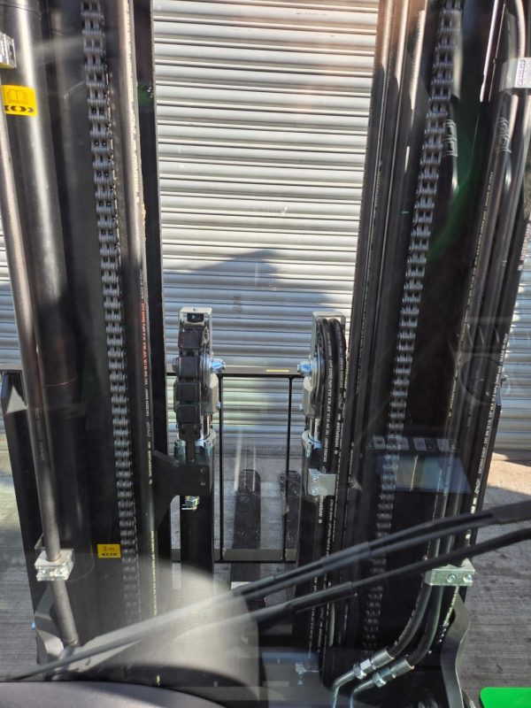 Cesab M325DV Diesel Counter Balance Forklift