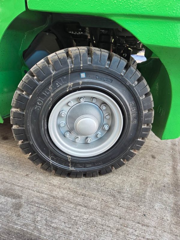 Cesab M325DV Diesel Counter Balance Forklift