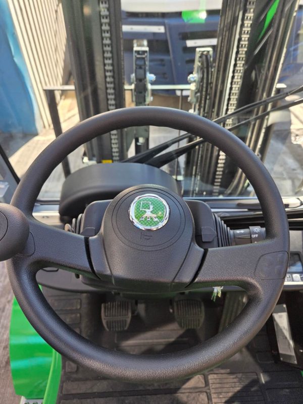 Cesab M325DV Diesel Counter Balance Forklift