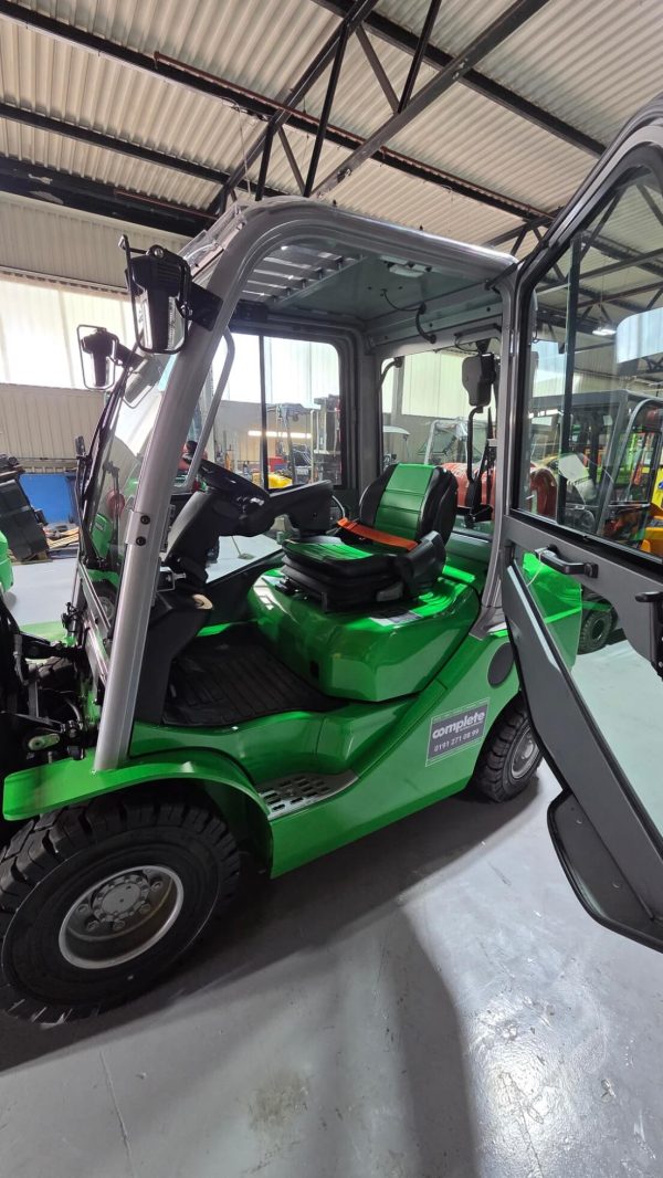 Cesab M325GV LPG Counter Balance Forklift