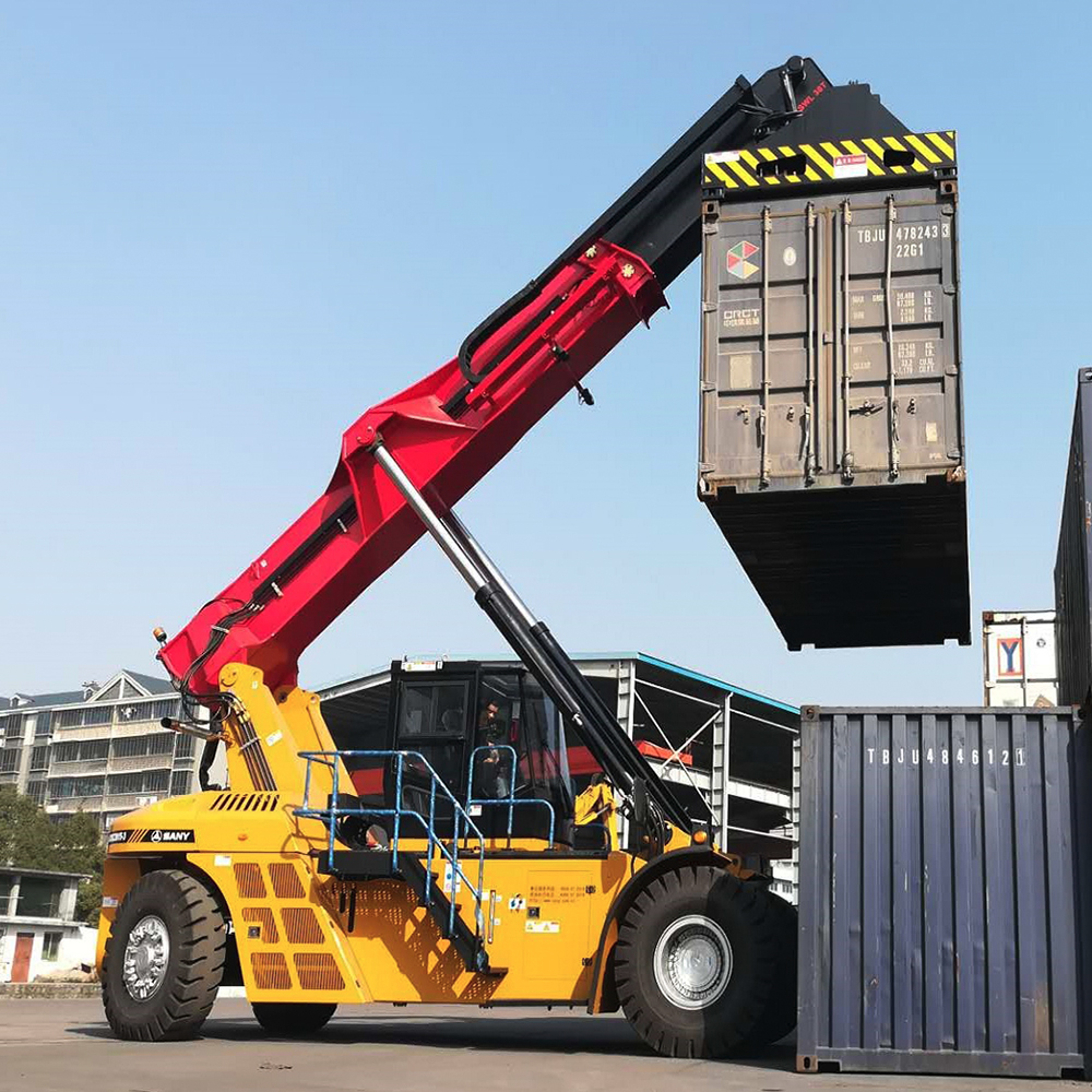 SANY-telehandler-action-15-1000x1000