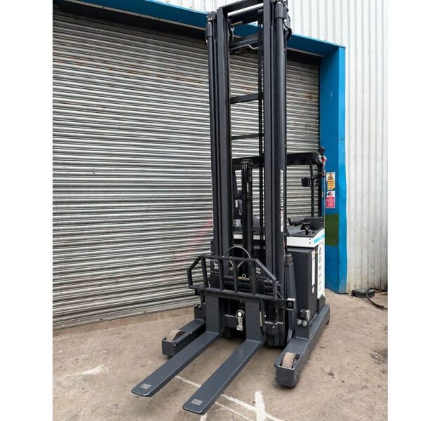 Atlet UHD250DTFVXG850 Electric Reach Truck