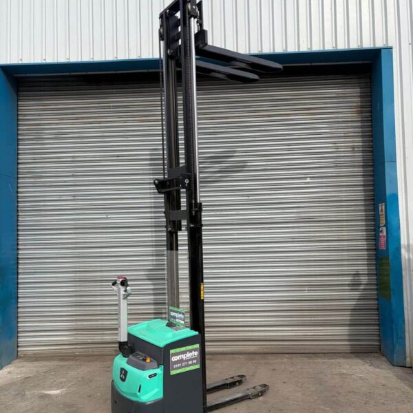 Mitsubishi SBP16N2 Pedestrian Electric Pallet Stacker