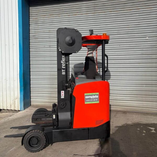 Toyota RRE160HR Electric Reach Truck